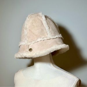 Ugg paneled sheepskin shearling bucket hat, one size